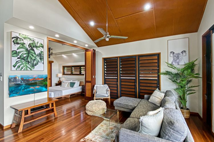 Pure Magnetic Villa 5