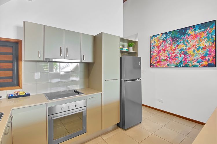 Pure Magnetic Villa 9
