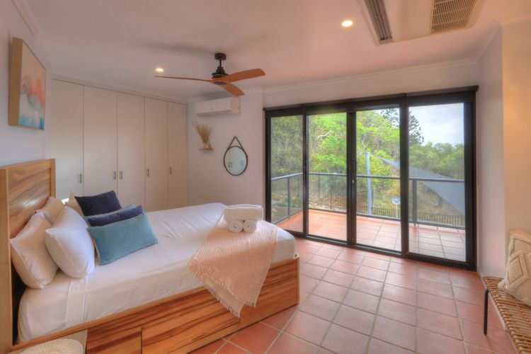 The Beach House at Arthur Bay