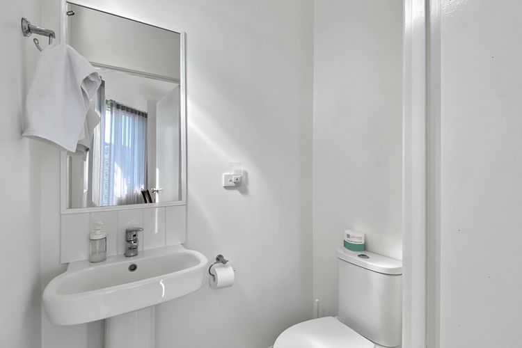 Waters Edge Townhouse 4