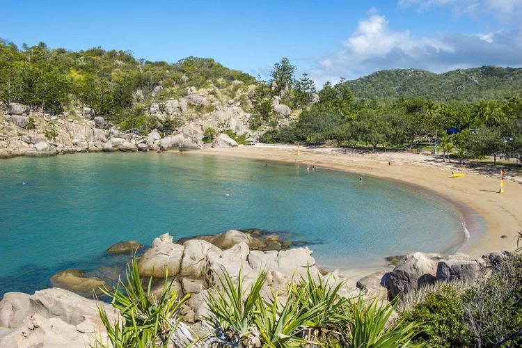 Alma Bay Holiday Unit 2 - Alma Bay 