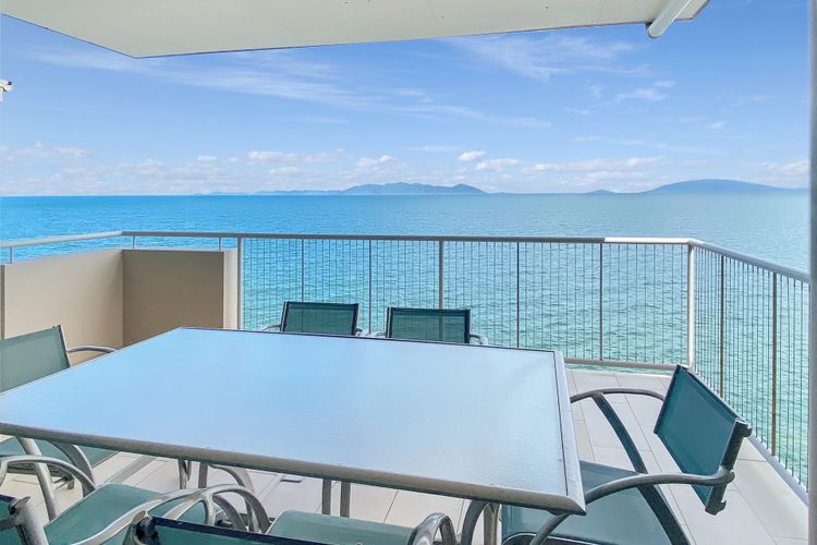 1 Bright Point Apartment 4502 - Balcony