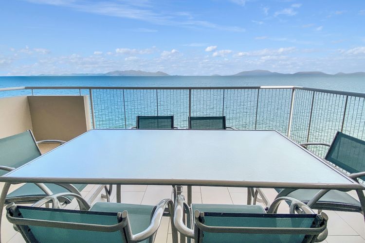 1 Bright Point Apartment 4502 - Balcony