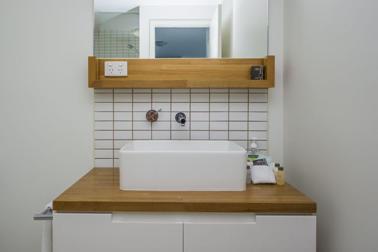 1 Bright Point Apartment 5102 - Main Bathroom