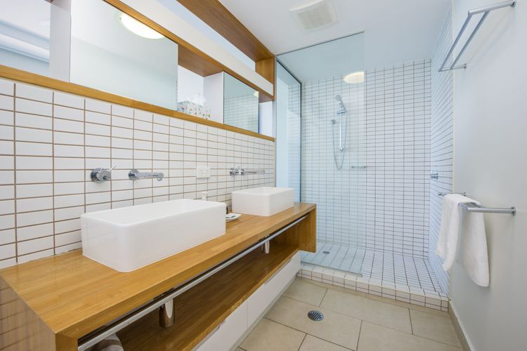 1 Bright Point Apartment 5102 - Ensuite