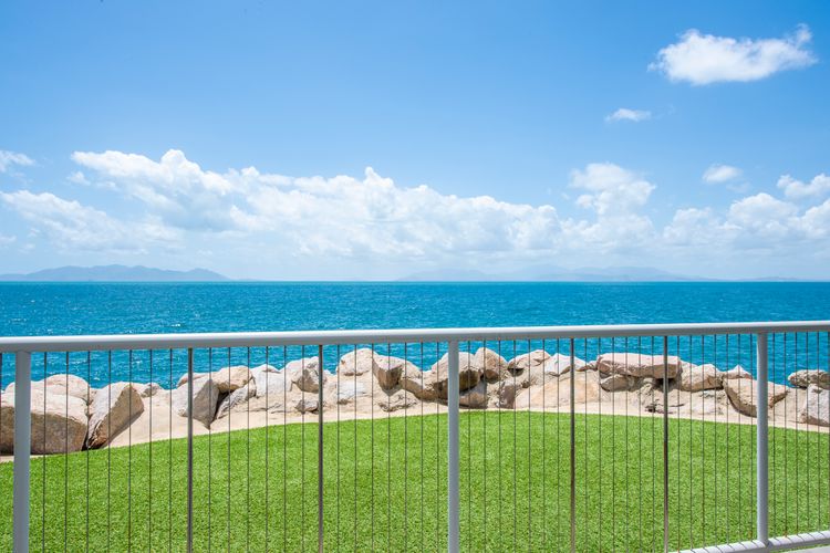 1 Bright Point Apartment 4105