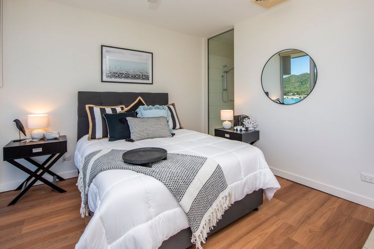 Glamorous bedroom