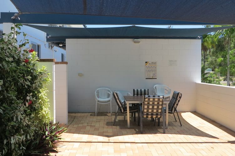 Paradise Apartments 2