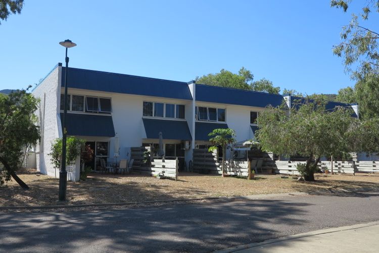 Paradise Apartments 2