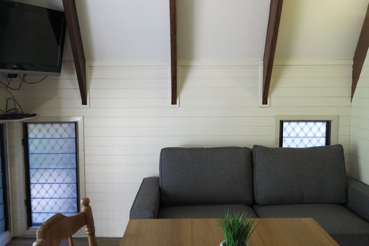 Picnic Bay Chalet Unit 2