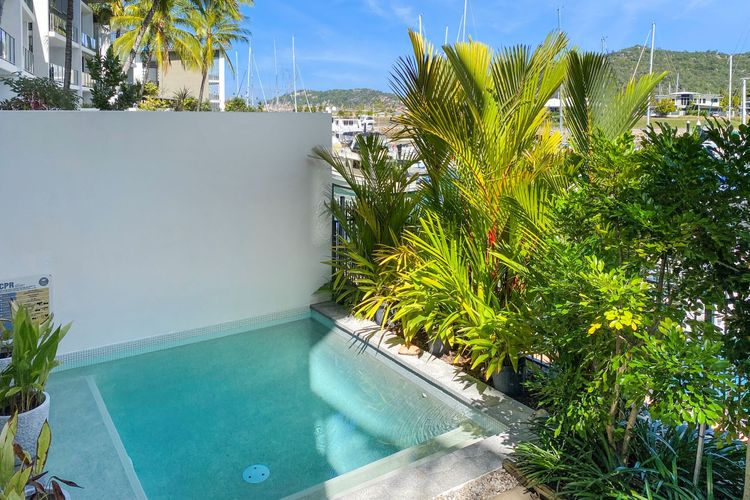Private plunge pool
