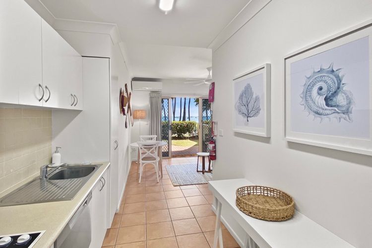 Sails on Horseshoe Apartment 6