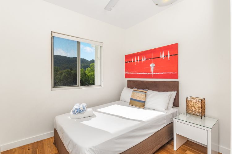Beachside Apartment 13