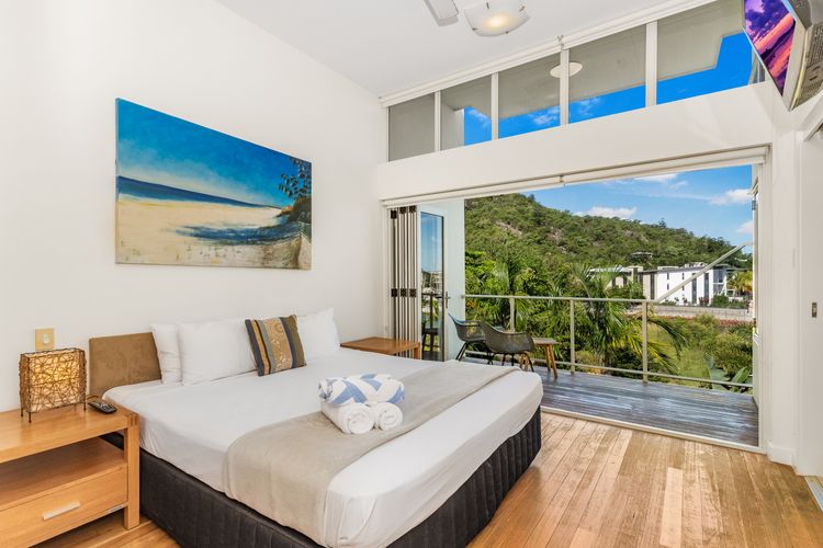 Beachside Apartment 13
