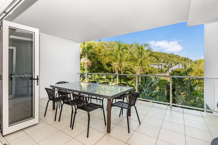 Beachside Apartment 13