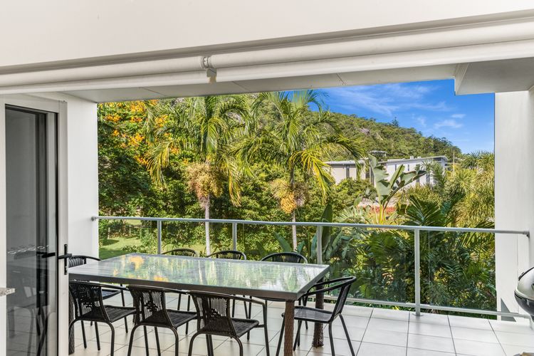 Beachside Apartment 13