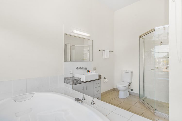 Beachside Apartment 13