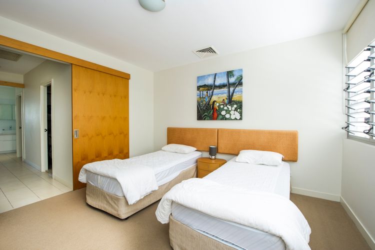 1 Bright Point Apartment 1502