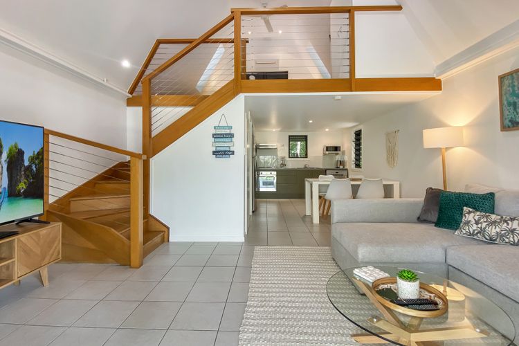 Canopy Chalet 10