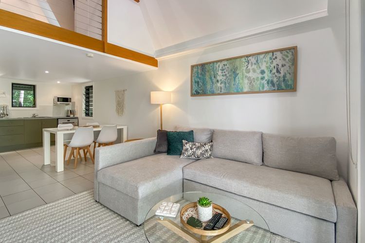 Canopy Chalet 10