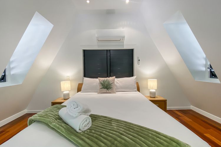 Canopy Chalet 10