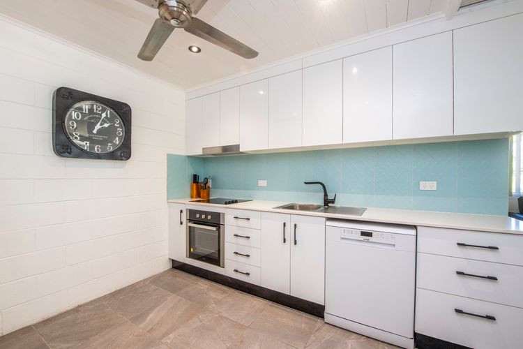 Island View Apt 1