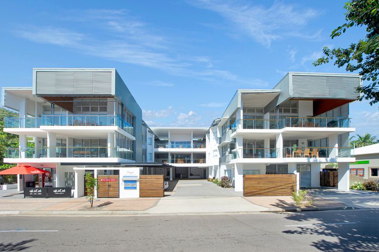 Maggies Beachfront Apt. 10