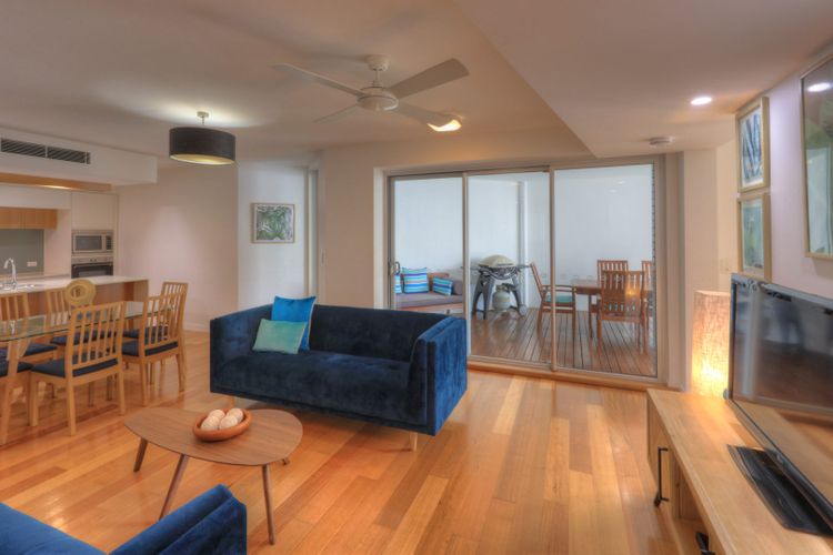 Maggies Beachfront Apt. 11