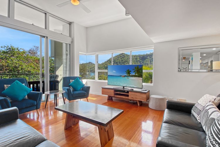 Maggies Beachfront Apt. 12