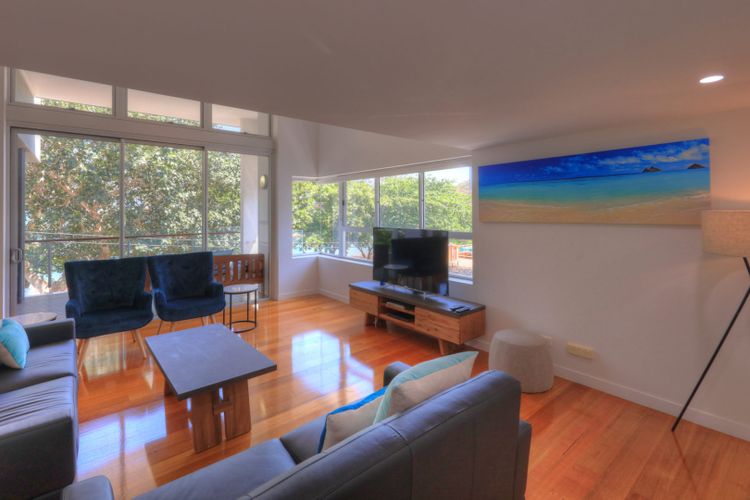 Maggies Beachfront Apt. 5
