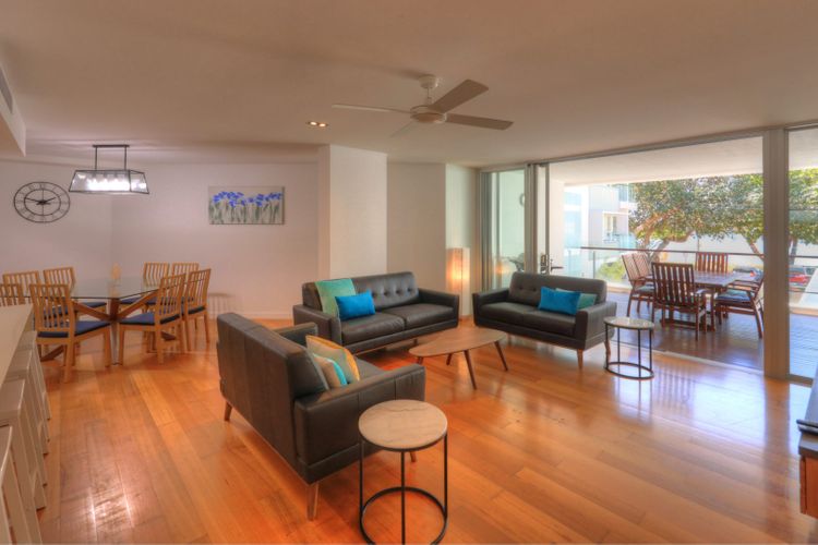 Maggies Beachfront Apt. 7