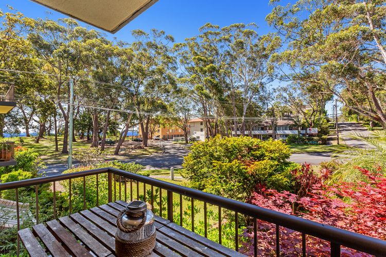 Magnus Gardens, 4/7 Magnus St – beautiful air conditioned unit with filtered water views & WIFI