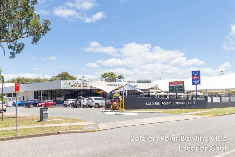 Casuarina’s,  5/33 Soldiers Point Road – superb waterfront unit