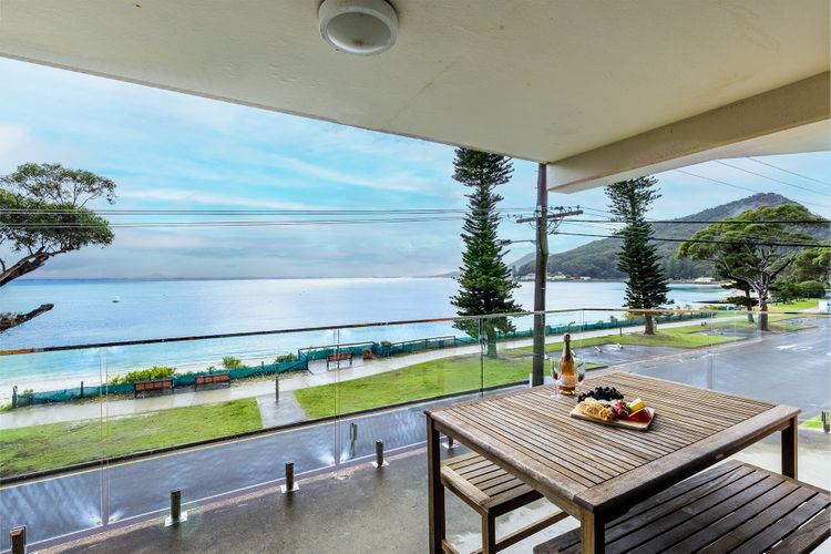 Shoal Towers, 6/11 Shoal Bay Rd – Stunning water views & perfect location & WIFI