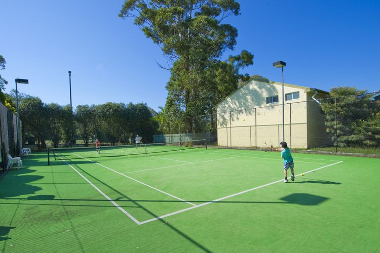 Complex Tennis Court