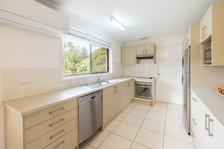 1/8 Christmas Bush Avenue –  230m to Dutchies beach