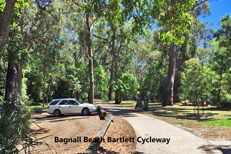 Baydream, 13 Pirralea Parade – pet friendly, aircon, boat parking