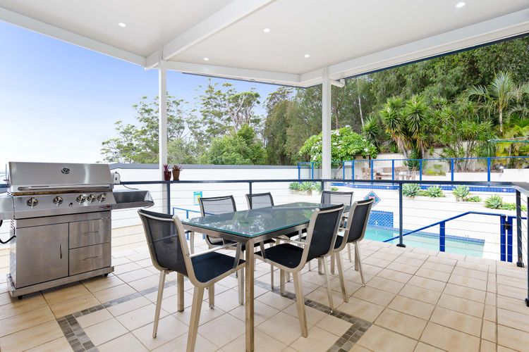 Kallaroo, 3 Kallaroo Street- great house with views, pool, WIFI and aircon