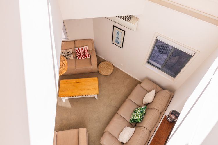 Ocean Views, 4 Ocean Street – air conditioned luxury with beautiful ocean views