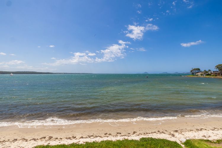 Sunrise Waters, 2/63 Soldiers Point Road – stunning waterfront property ‘