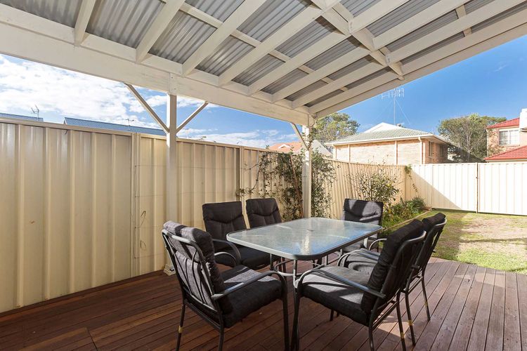 Tomaree Townhouse, 5/26-28 Tomaree Street – large air conditioned townhouse & WIF