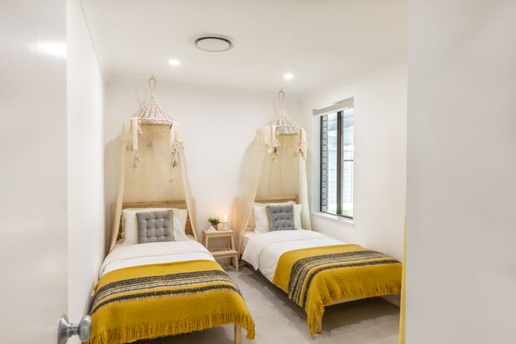 Le Maison, 77 Horace St – stunning house with ducted air, WIFI and Linen provided