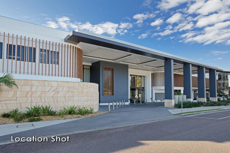 Amanda Court, 2/1 Weatherly Cl – Renovated with Aircon & WIFI