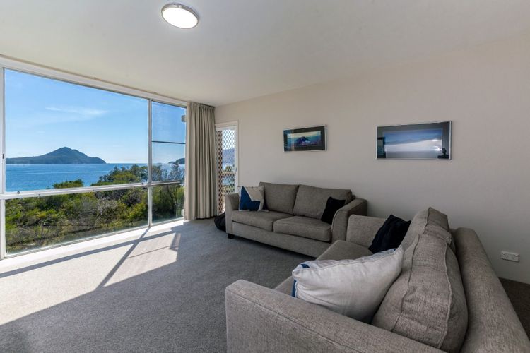 Shoalhaven 4  28 Voyager Cl – waterfront unit with stunning views