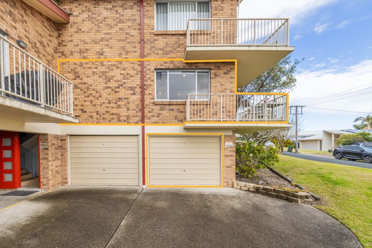 Bay Getaway, 1/65 Ronald Ave – recently renovated unit water views
