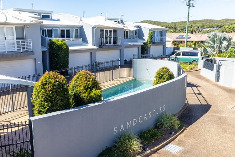Serendib@Sandcastles Fingal Bay –  air con & complex pool