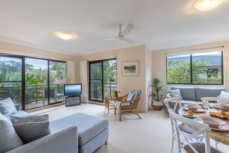 3 Victory Court, 3 Columbia Cl  spacious unit close to Little Beach