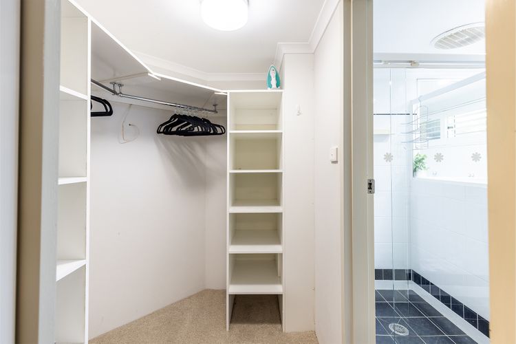 Sandy Feet, 2/150 Sandy Point Rd – fabulous waterfront duplex