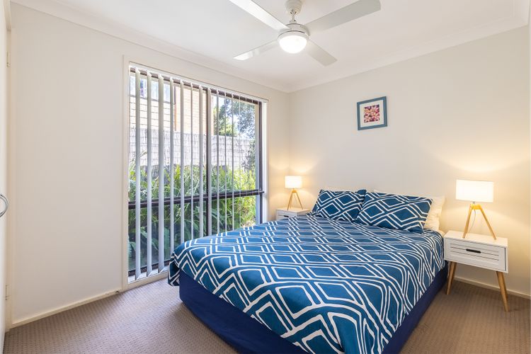 Gretel Beach House, 5 Gretel Cl – perfect pet friendly house with air con and WiFi