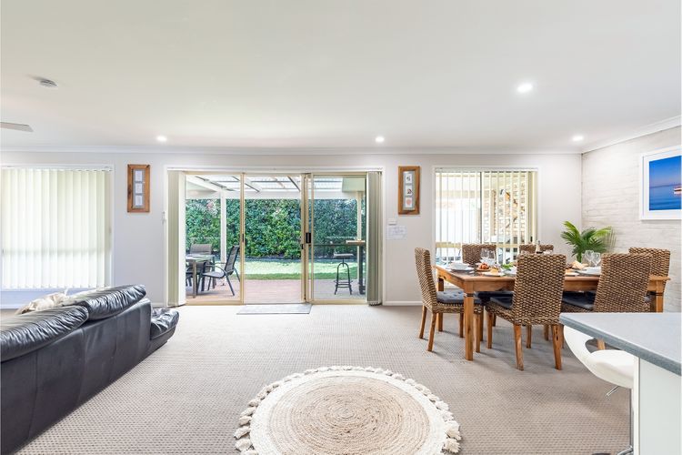 Fingal on Whitesands, 1/12 Whitesands Road – all on ground level with air con, wi-fi and boat parking